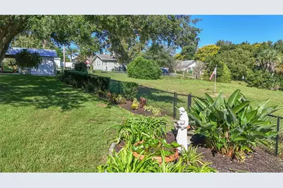 555 Ambassador Avenue, Eustis, FL 32726 - Photo 69