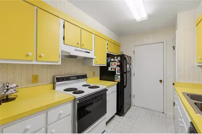 425 S Hawthorn Circle, Winter Springs, FL 32708 - Photo 3