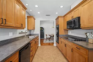 13833 Dominica Dr, Seminole, FL 33776 - Photo 9