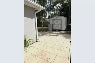 681 N Wellington Drive, Deltona, FL 32725 - Photo 5