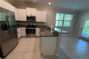 9650 Pembrooke Pines Dr, Sun City Center, FL 33573 - Photo 9