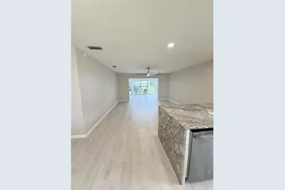 11481 W Bayshore Drive #105, Crystal River, FL 34429 - Photo 3