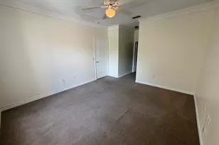 10519 Villa View Cir, Tampa, FL 33647 - Photo 9