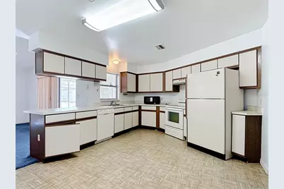 940 Stockport Drive, Kissimmee, FL 34758 - Photo 13