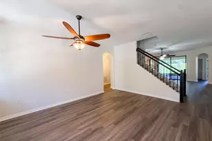 20009 Outpost Point Dr, Tampa, FL 33647 - Photo 7