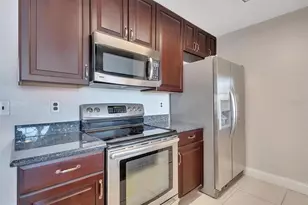 2452 Sweetwater Club Cir, Kissimmee, FL 34746 - Photo 7