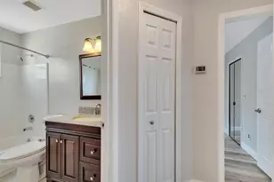 2452 Sweetwater Club Cir, Kissimmee, FL 34746 - Photo 15
