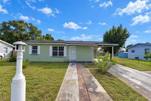 1331 E Hancock Dr, Deltona, FL 32725 - Photo 1