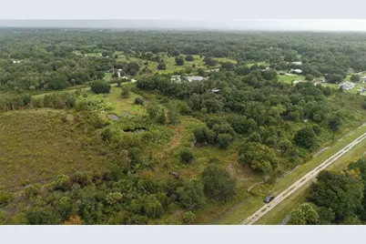 19530 NW 302nd St, Okeechobee, FL 34972 - Photo 15