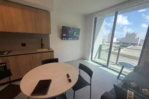 121 NE 5th St, Miami, FL 33132 - Photo 21
