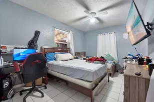 1530 NE 43rd Ct, Pompano Beach, FL 33064 - Photo 11