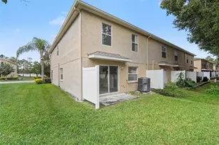 8419 Edgewater Pl Blvd, Tampa, FL 33615 - Photo 31