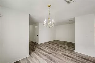 8419 Edgewater Pl Blvd, Tampa, FL 33615 - Photo 7