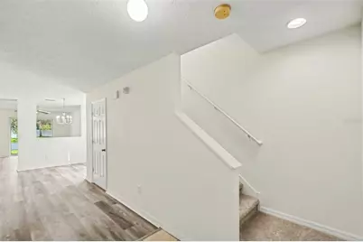 8419 Edgewater Place Boulevard, Tampa, FL 33615 - Photo 5