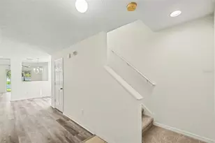 8419 Edgewater Pl Blvd, Tampa, FL 33615 - Photo 5