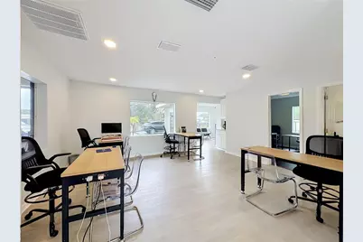 690 N Semoran Boulevard, Orlando, FL 32807 - Photo 17