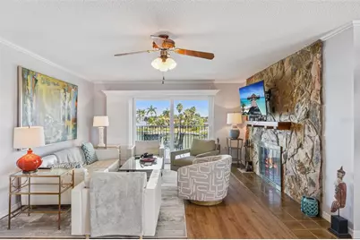12525 3rd Street E #205, Treasure Island, FL 33706 - Photo 7