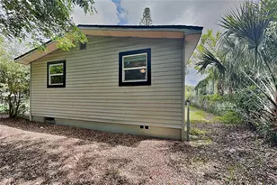 1929 24th St S, Saint Petersburg, FL 33712 - Photo 17