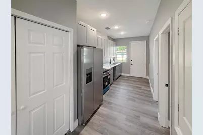 642 Dr Ja Wiltshire Avenue W #2, Lake Wales, FL 33853 - Photo 9