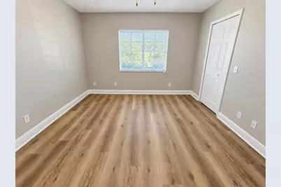 7338 E Bank Drive, Tampa, FL 33617 - Photo 7