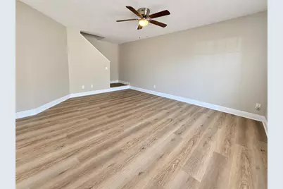 7338 E Bank Drive, Tampa, FL 33617 - Photo 3