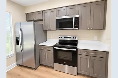 7338 E Bank Drive, Tampa, FL 33617 - Photo 5
