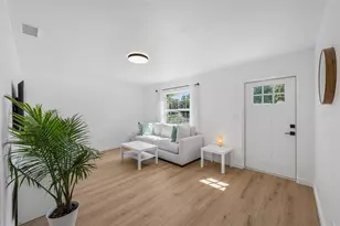 4527 13th Ave S, Saint Petersburg, FL 33711 - Photo 7