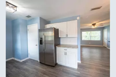 410 Albany Avenue, Deland, FL 32724 - Photo 5