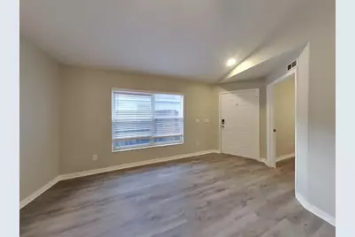 [Address not provided], Lutz, FL 33559 - Photo 3