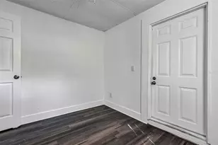 2027 30th Ave N, Saint Petersburg, FL 33713 - Photo 23