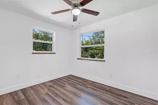 2027 30th Ave N, Saint Petersburg, FL 33713 - Photo 9