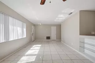 7730 Hinsdale Dr, Tampa, FL 33615 - Photo 5