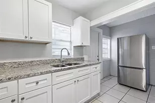 3521 21st Ave S, Saint Petersburg, FL 33711 - Photo 9