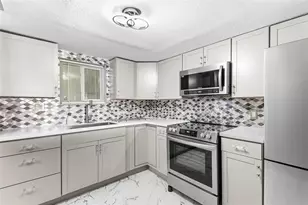 801 83rd Ave N, Saint Petersburg, FL 33702 - Photo 3