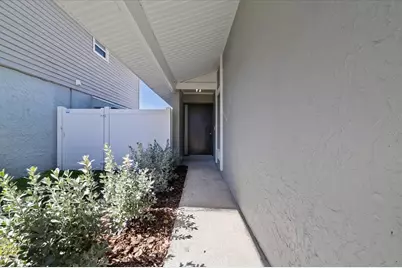 10710 Key Lime Way, Tampa, FL 33624 - Photo 5