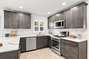1261 Salt Lake Dr, Tarpon Springs, FL 34689 - Photo 13