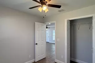 10118 66th Ave, Seminole, FL 33772 - Photo 11