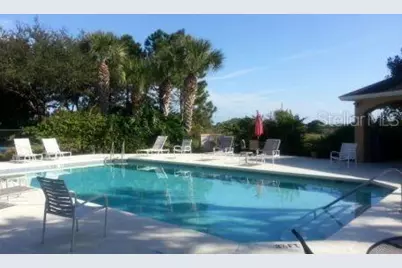 1077 Singleton Circle, Groveland, FL 34736 - Photo 9