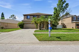 19264 Fishermans Bend Dr, Lutz, FL 33558 - Photo 1