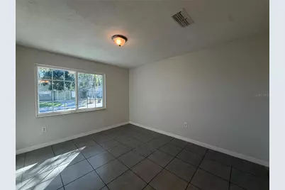 7606 Leon Avenue, Temple Terrace, FL 33637 - Photo 7
