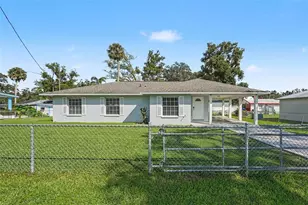5233 Bogdonoff Dr, Seffner, FL 33584 - Photo 1