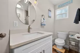 825 46th St N, Saint Petersburg, FL 33713 - Photo 15