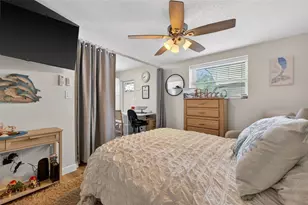 825 46th St N, Saint Petersburg, FL 33713 - Photo 9