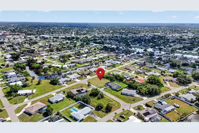 153 Sherman Avenue NE, Port Charlotte, FL 33952 - Photo 9