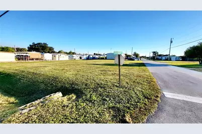 9990 Jerdik Drive NW, Moore Haven, FL 33471 - Photo 7