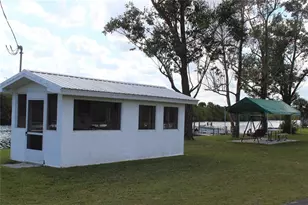 1339 Old Lakeport Rd, Moore Haven, FL 33471 - Photo 23