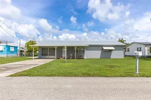 2023 SE 30th St, Okeechobee, FL 34974 - Photo 1