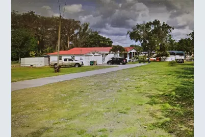 601 SE 6th Avenue, Okeechobee, FL 34974 - Photo 1