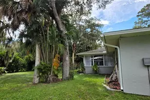 932 Starflower Ave, Sebastian, FL 32958 - Photo 15