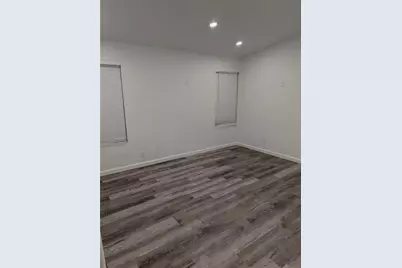 9801 Oaks Street, Tampa, FL 33635 - Photo 29